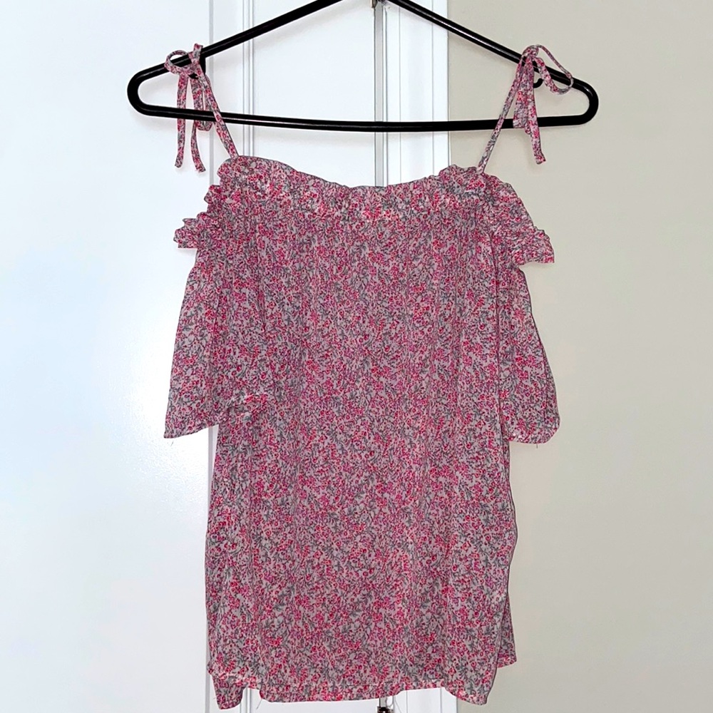 H&M floral off the shoulders top